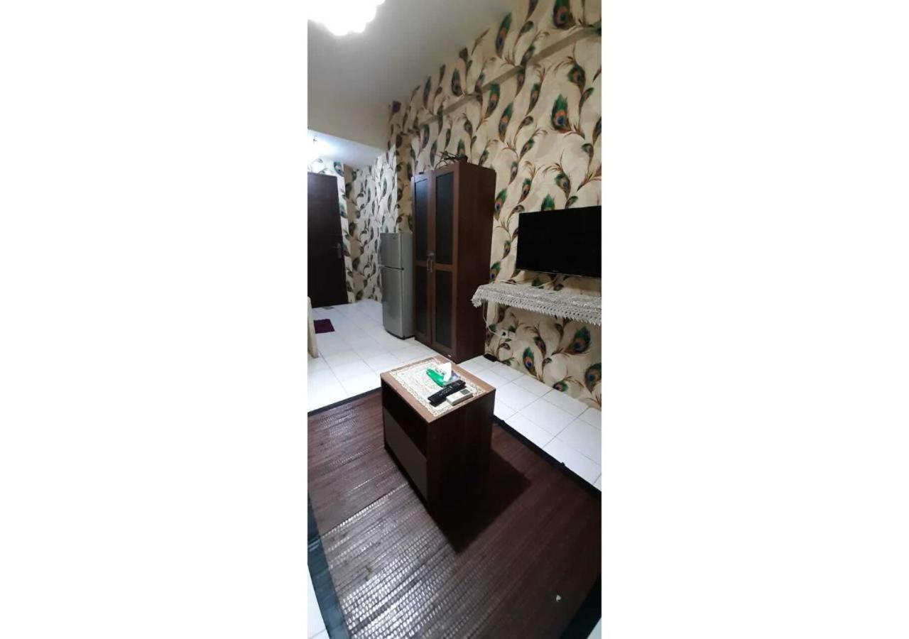 Royal Apartemen